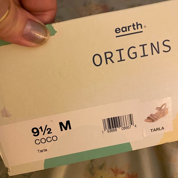 Earth Origins. NWT. in box. - Picture 10 of 12